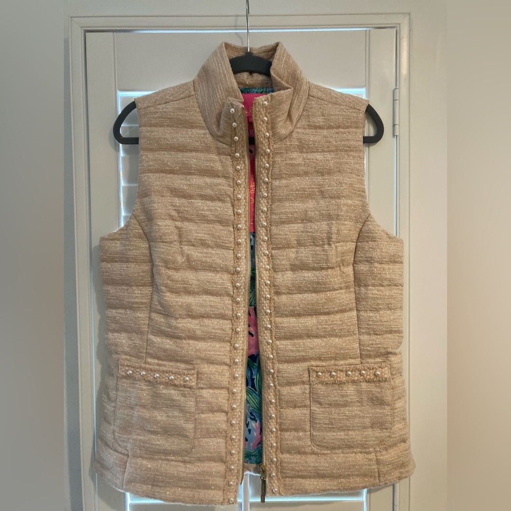 NWT Lilly Pulitzer Noella Vest in Latte Resort Boucle Size Large